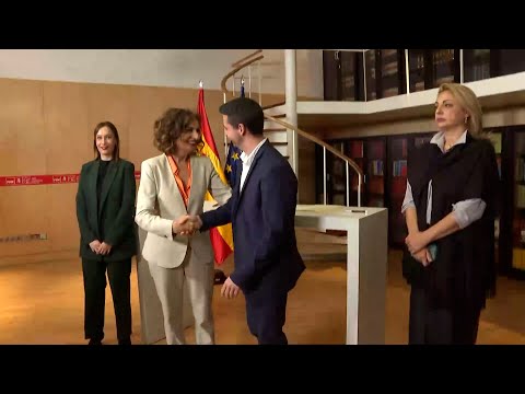 El PSOE cierra un acuerdo de legislatura con CC a cambio de la agenda canaria