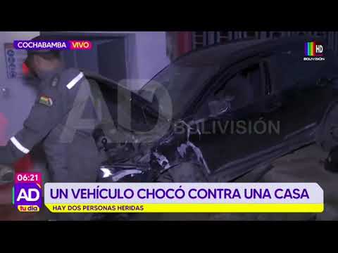 Cochabamba: Un vehículo chocó contra una casa