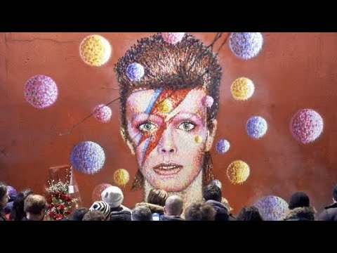 50 ans après la fin de Ziggy Stardust, le personnage culte de David Bowie, son live légendaire ré…