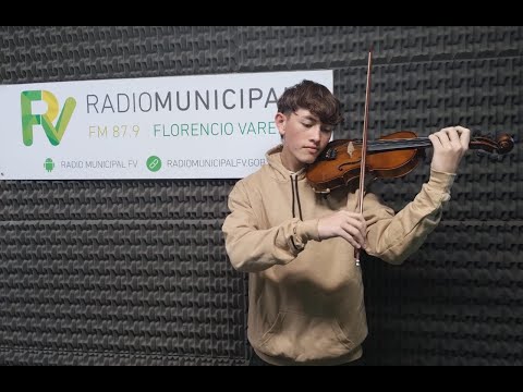 ¡Patricio Fernández: violinista varelense nos deleitó con su música!