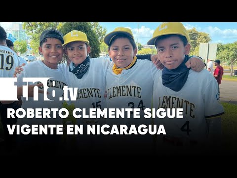 Celebran los 88 años de nacimiento del legendario del béisbol, Roberto Clemente - Nicaragua