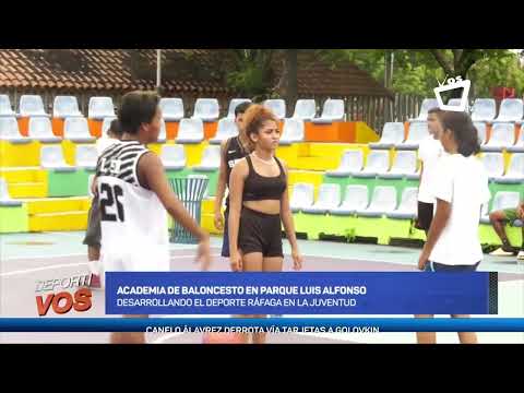Academia de baloncesto en el Parque Luis Alfonso apoyando el deporte nicaragüense