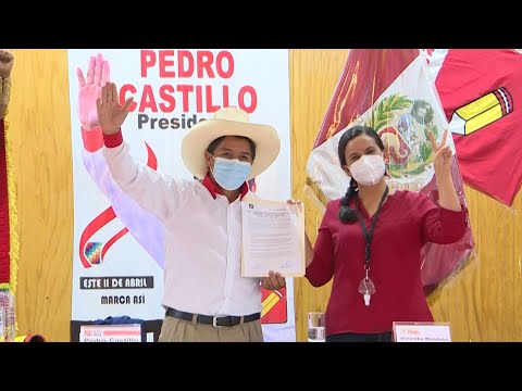 Castillo recibe apoyo de candidata socialista a un mes del balotaje en Perú | AFP