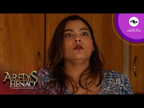 Gabriela empuja a Clara Inés por las escaleras -Arelys Henao, aún queda mucho por cantar |Caracol TV