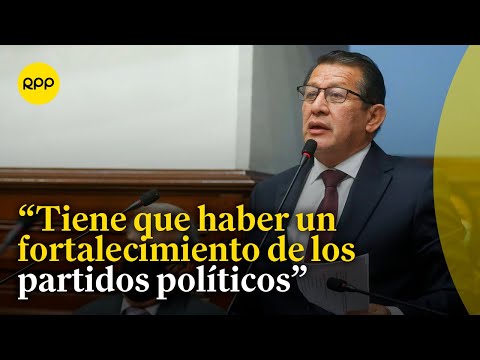 Eduardo Salhuana considera necesario revisar el esquema político del Perú