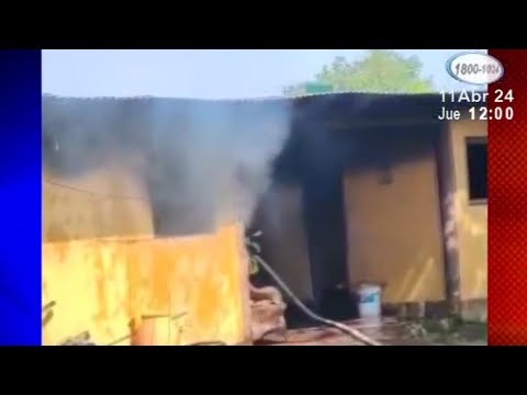 Mujer quema su vivienda tras discusión de pareja
