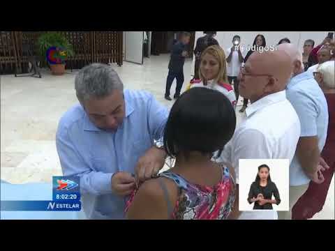 Cuba: Preside Díaz-Canel condecoraciones a cederistas destacados