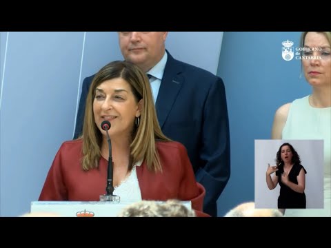 La presidenta de Cantabria pide a sus consejeros empaparse del sentir de los cántabros