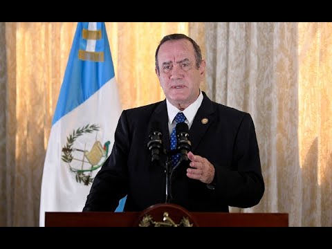 Presidente Giammattei habla de vacunación en Guatemala