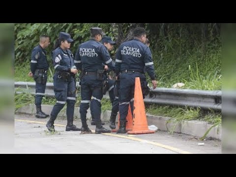 Encuentran dos cadáveres sobre el bulevar Monseñor Romero, San Salvador. #elsalvador
