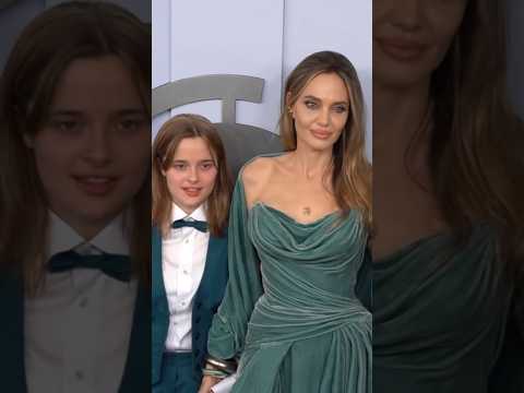 #AngelinaJolie y su hija Vivienne acuden juntas a la gala de los Premios Tony
