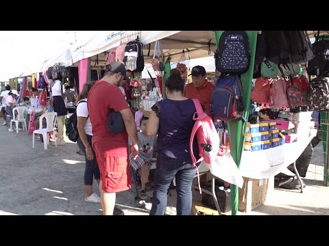Managuas aprovechan la Feria Escolar en el Parque Nacional de Ferias