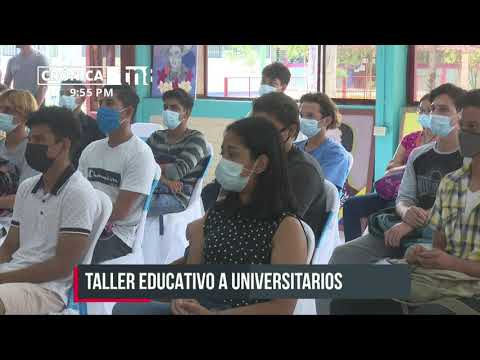 Taller sobre dibujos 3D para estudiantes universitarios en Managua - Nicaragua