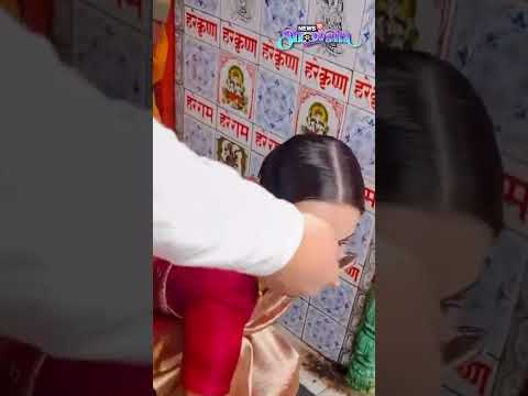 Bollywood Star Kangana Ranaut Sweeps The Floor Of Ram Mandir Ayodhya | Ram Mandir News #reels #N18S