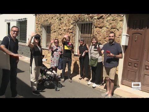 Vuelven en busca de sus orígenes familiares 111 años después | Ancha es Castilla-La Mancha