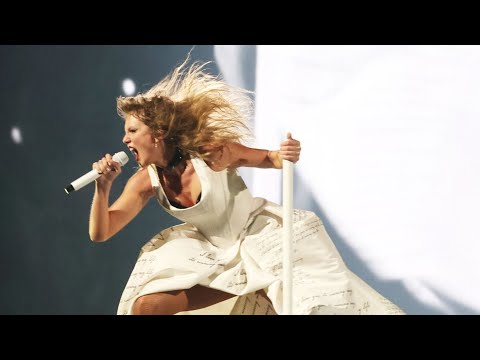 Taylor Swift incredible performance of "Who's afraid of little old me?" - 05/09/2024