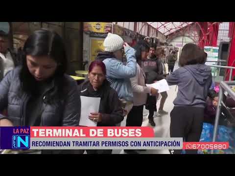 En la terminal de buses de La Paz la cantidad de viajeros se ha incrementado significativamente.