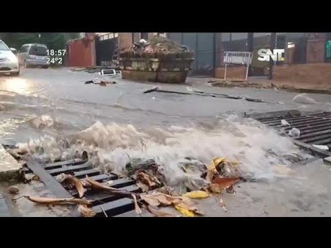 Las calles bajo agua luego de intensas lluvias