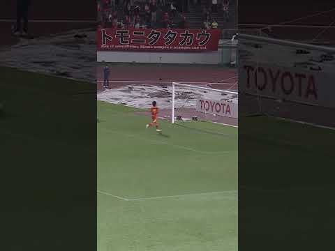 파지아노 오카야마의 레오 가우초가 경기 막판 동점골을 터뜨렸습니다!