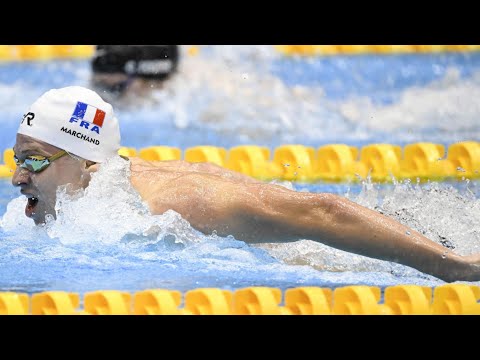 Mondiaux de natation : vainqueur du 200m 4 nages, Léon Marchand remporte une troisième médaille d'or