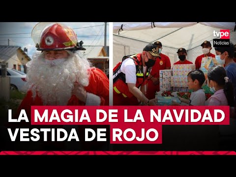 Bomberos navideños llevan regalos a niños de Villa María del Triunfo