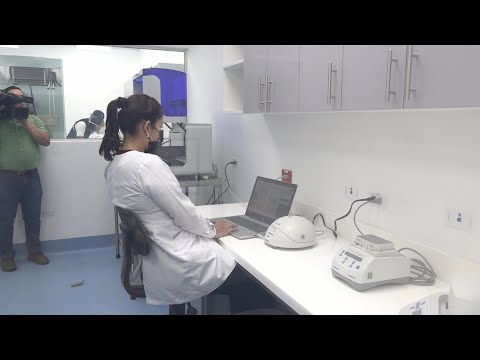 Autoridades de salud inauguran moderno Laboratorio de Biología Molecular