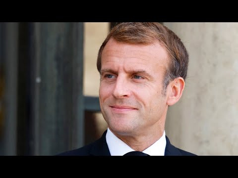 Emmanuel Macron propose aux partis d’élargir le champ du référendum aux questions sociales
