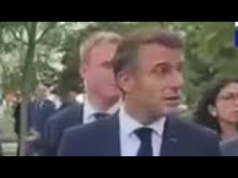 “Du sang sur les mains !” : Emmanuel Macron interpellé dans une foule au Canada