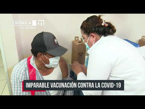 Familias de Managua llegan al CS Altagracia por su vacuna contra el COVID-19 - Nicaragua