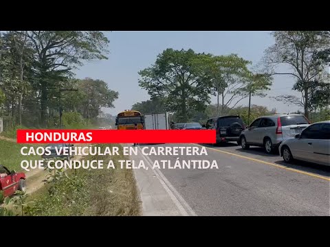 Caos vehicular en carretera que conduce a Tela, Atlántida