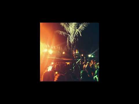 Pitbull "Guantanamera" (She's hot) TikTok version