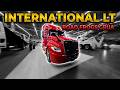 International LT z �urawiem Road Frogs