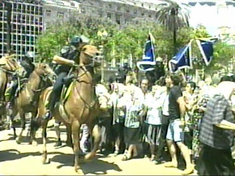DiFilm - Represión a las Madres de Plaza de Mayo (2001)