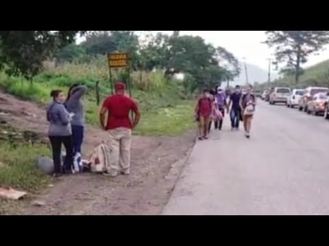 Caravana de migrantes hondureños inician recorrido hacia Guatemala