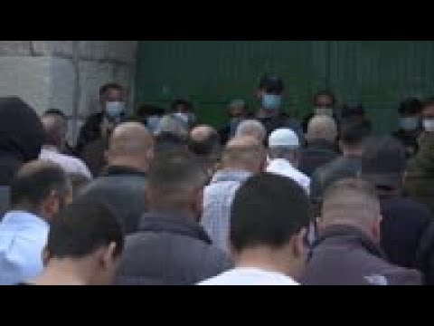 Muslims say Eid prayers outside Al-Aqsa mosque