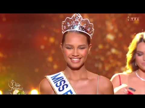 Miss France 2023 : la Guadeloupéenne Indira Ampiot couronnée