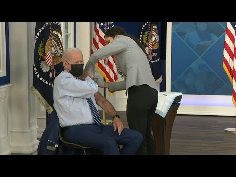 Biden reçoit sa troisième dose de vaccin anti-Covid | AFP