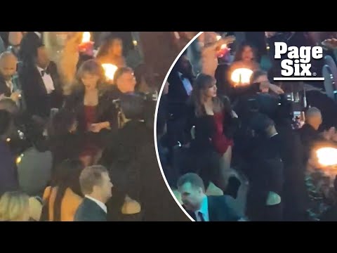 Taylor Swift dances with Alicia Keys' son to Shakira's Grammys performance