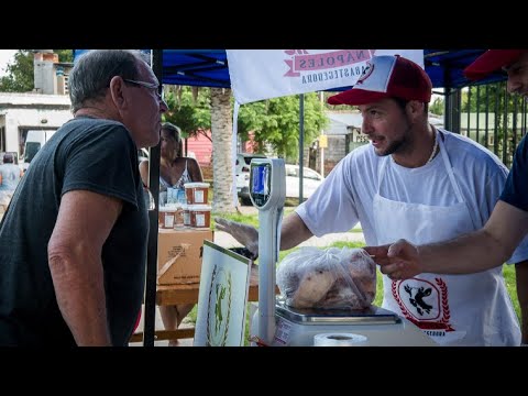 Vecinos adquirieron alimentos en la Feria en tu Barrio