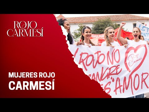 Juana logró convocar a mujeres Rojo carmesí en su marcha | Rojo carmesí