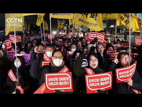 Médicos de República de Corea protestan contra plan del Gobierno de aumentar el número de doctores