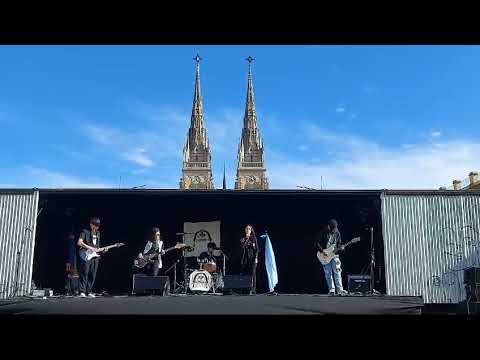 Así suena Combatientes, banda de rock formada en la EES N°1 de nuestra ciudad