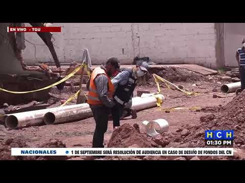 Instalan agua potable y alcantarillado sobre el reparado socavón en Prados Universitarios