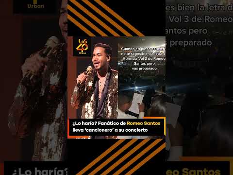 ¿Lo haría? Fanático de Romeo Santos lleva ‘cancionero’ a su concierto