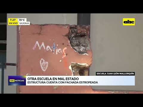 Escuela Juan León Mallorquín: Estructura cuenta con fachada estropeada