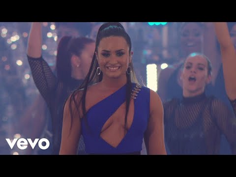 Demi Lovato - Sorry Not Sorry (Live At The MTV VMAs / 2017)