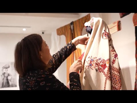 94-year-old preserves heritage with largest embroidered Palestinian dress collection