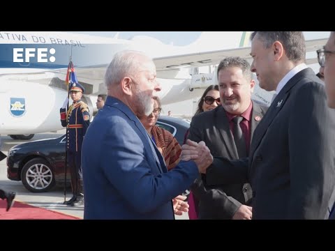 Lula desembarca no Egito no início de sua viagem pela África