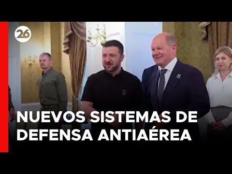 Zelenski habla con Scholz del envío de nuevos sistemas Patriot a Ucrania