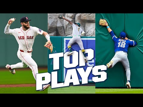 Denzel Clarke INSANE ROBBERY, flying catches, and MLB’s Top Plays!